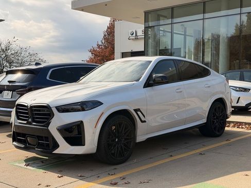 Certified 2024 BMW X6 M Competition w/ Executive Package image 10