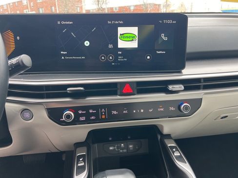 Certified 2025 Kia Sorento S w/ Panoramic Sunroof Package image 19