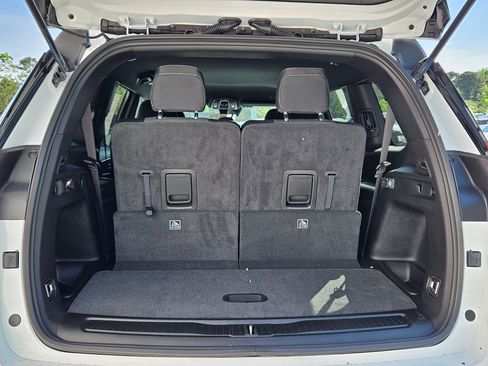 New 2026 Jeep Grand Cherokee L Laredo RWD image 26