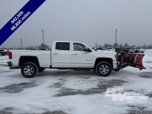 Used 2019 GMC Sierra 2500 SLT w/ Duramax Plus Package image 8