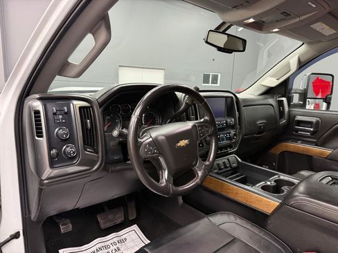 Used 2018 Chevrolet Silverado 3500 LTZ w/ Duramax Plus Package AWD/4WD image 8