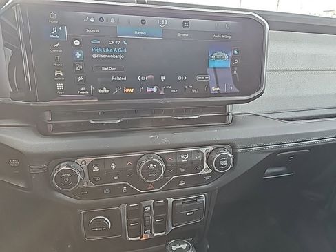 Certified 2025 Jeep Wrangler Unlimited Sahara image 26