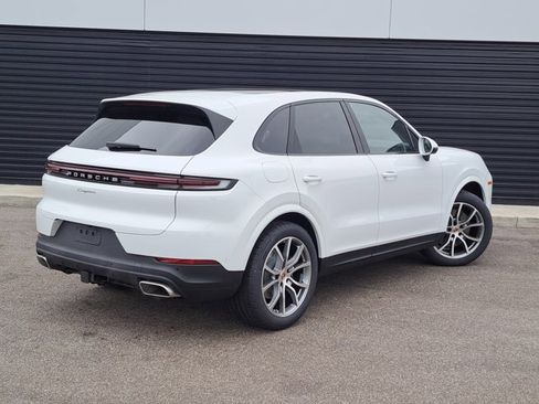 New 2026 Porsche Cayenne image 7