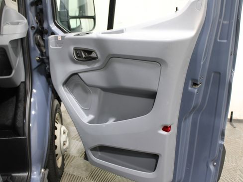 Used 2019 Ford Transit 350 Cargo image 24