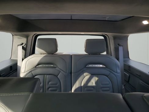 Used 2023 Rivian R1S Adventure image 25