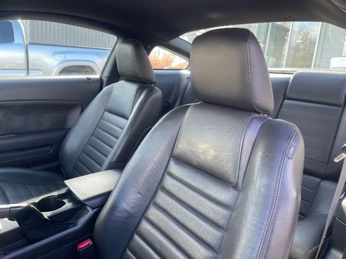 Used 2007 Ford Mustang GT RWD image 8