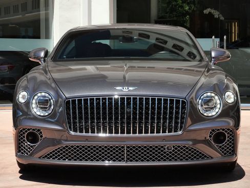 Used 2024 Bentley Continental GT Azure AWD/4WD image 10