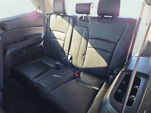 Certified 2022 Honda Pilot Touring image 37