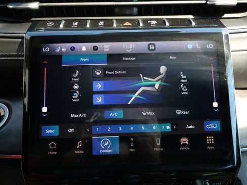 Used 2022 Jeep Grand Cherokee L Overland w/ Luxury Tech Group IV AWD/4WD image 44
