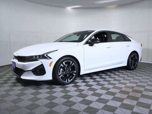 Used 2022 Kia K5 GT-Line AWD/4WD image 2