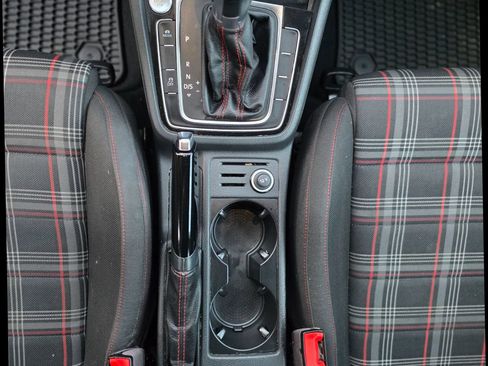 Used 2017 Volkswagen GTI Sport FWD image 19