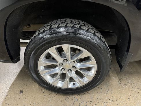 Used 2020 Chevrolet Silverado 1500 LTZ w/ LTZ Premium Package image 19