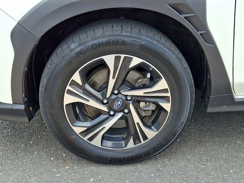Used 2024 Subaru Crosstrek 2.0i Premium AWD/4WD image 10