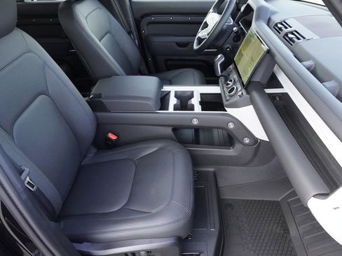 New 2026 Land Rover Defender 110 S AWD/4WD image 23