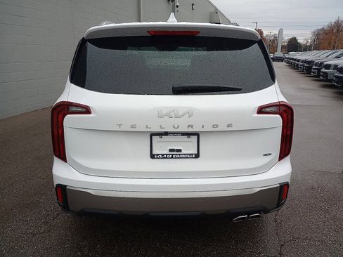 New 2025 Kia Telluride S image 6