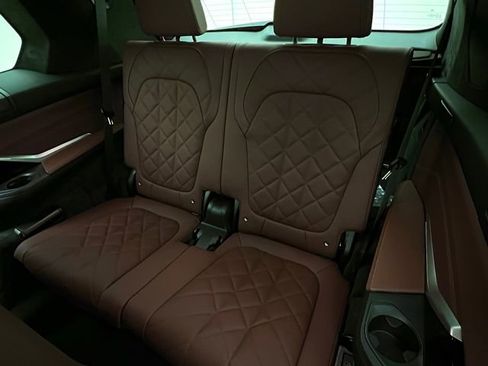 New 2026 BMW X7 xDrive40i w/ M Sport Package image 11