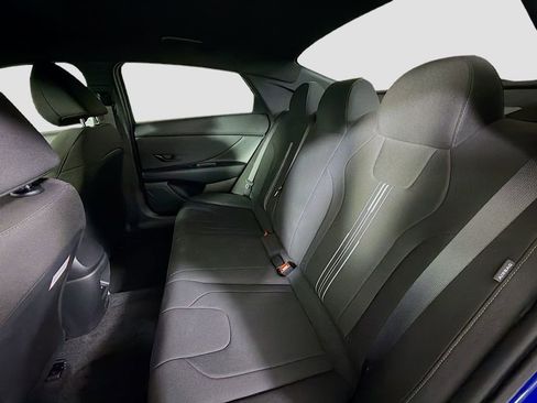 Used 2025 Hyundai Elantra Sport image 22
