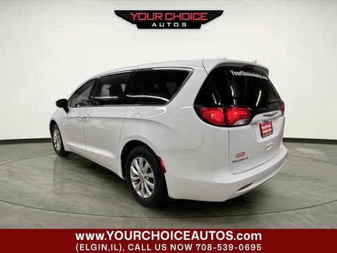 Used 2019 Chrysler Pacifica LX w/ Tire & Wheel Group FWD image 3