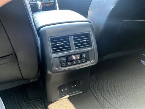 Used 2021 Volkswagen Atlas SEL Premium AWD/4WD image 22