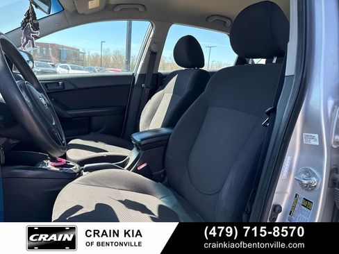 Used 2012 Kia Forte EX image 10