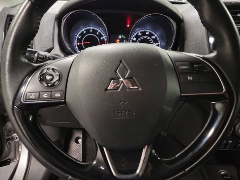 Used 2022 Mitsubishi Outlander Sport SE image 18