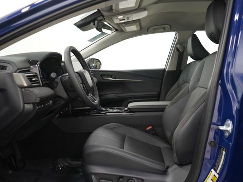 Used 2026 Toyota Camry XLE FWD image 21