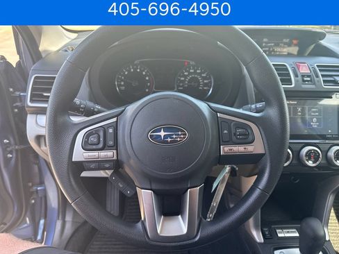 Used 2018 Subaru Forester 2.5i Premium AWD/4WD image 18