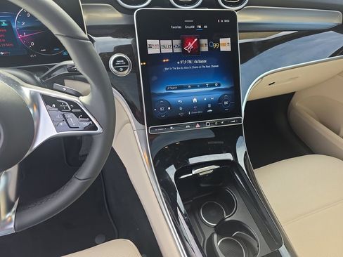 New 2026 Mercedes-Benz GLC 300 4MATIC image 16