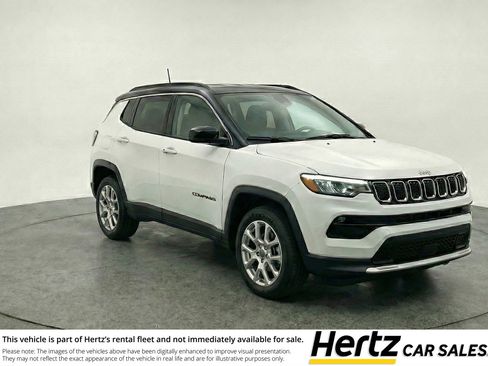 Used 2025 Jeep Compass Limited AWD/4WD image 1