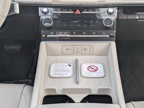 New 2027 Hyundai Santa Fe SEL FWD image 19