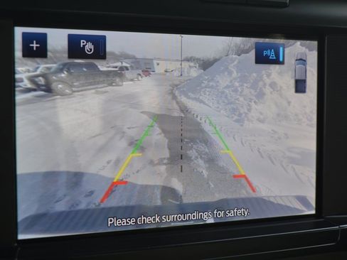 Used 2023 Ford F150 XLT w/ Trailer Tow Package image 16