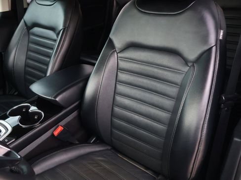 Used 2018 Ford Edge SEL w/ Equipment Group 201A image 13