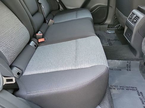 Used 2023 Nissan Rogue SV image 17