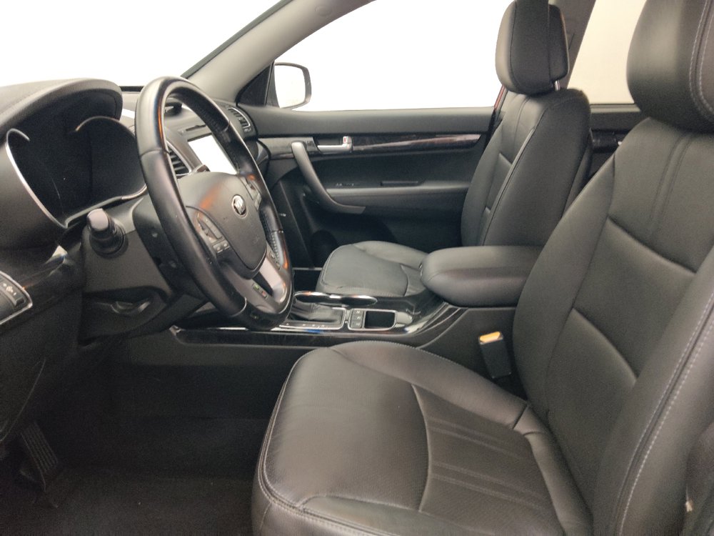 Used 2014 Kia Sorento SX FWD image 17