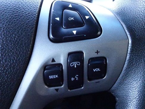 Used 2016 Ford Taurus SEL w/ Equipment Group 201A image 16