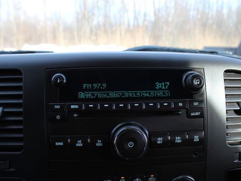 Used 2013 Chevrolet Silverado 1500 LT w/ All-Star Edition image 28