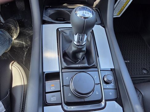 New 2026 MAZDA MAZDA3 2.5 S Hatchback w/ Premium Pkg image 24