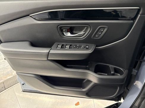 Used 2024 Honda Pilot Touring image 38