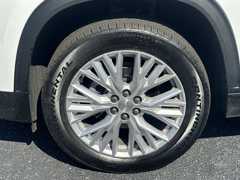 Used 2026 GMC Acadia Elevation w/ Elevation Premium Package FWD image 13