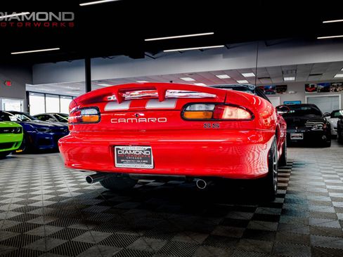 Used 2002 Chevrolet Camaro Z28 w/ SS Performance/Appearance Pkg image 23