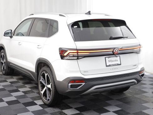Used 2025 Volkswagen Taos SEL image 16