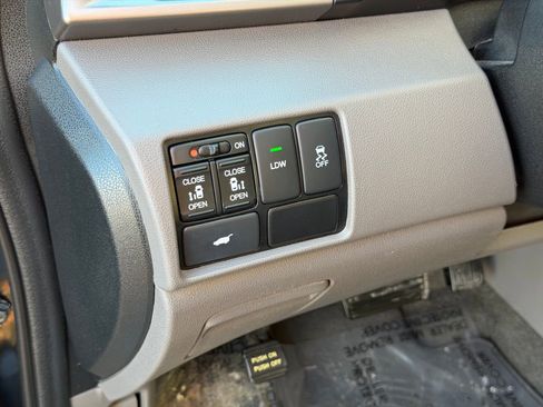 Used 2016 Honda Odyssey EX-L image 14