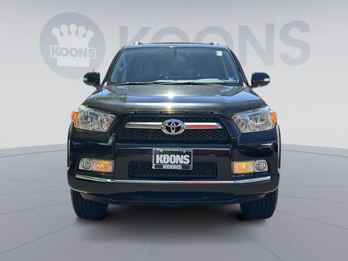 Used 2011 Toyota 4Runner SR5 AWD/4WD image 21