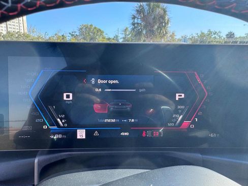 Used 2024 BMW M4 xDrive Competition image 37