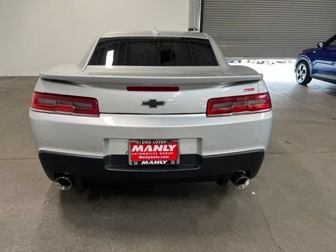 Used 2015 Chevrolet Camaro SS w/ RS Package RWD image 4