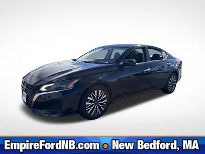 Used 2023 Nissan Altima 2.5 SV
