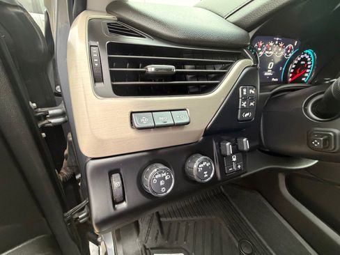 Used 2019 GMC Yukon XL Denali w/ Open Road Package image 11