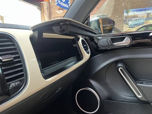 Used 2019 Volkswagen Beetle 2.0T Final Edition SEL FWD image 17