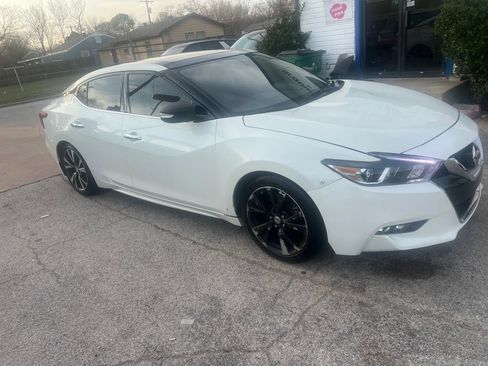Used 2017 Nissan Maxima 3.5 SL FWD image 4