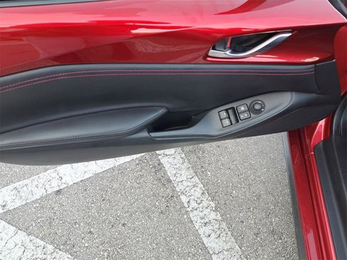 Used 2019 MAZDA MX-5 Miata RF Club w/ I-ACTIVSENSE Sport Package image 10